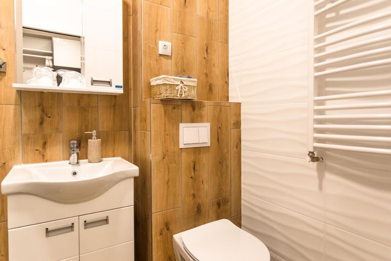 Room Jacuzzi “Athena” Subotica Exterior photo